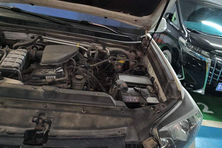 Used Toyota Prado  Engine Bay Left