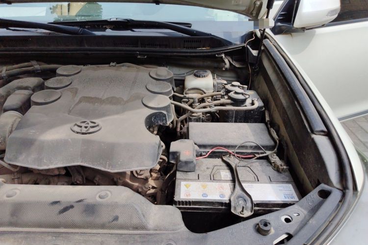 Used Toyota Prado  Engine Bay Left