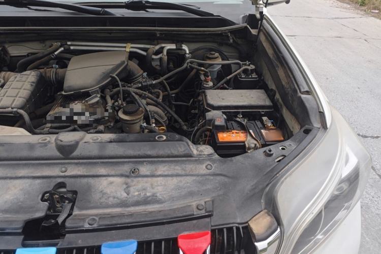 Used Toyota Prado  Engine Bay Left