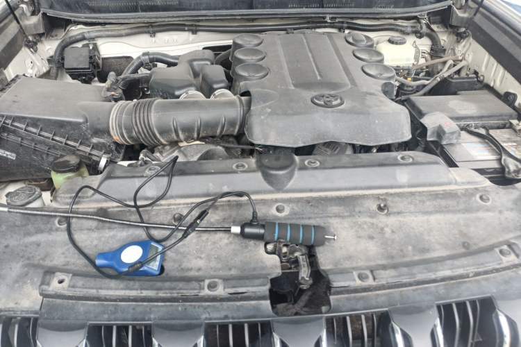 Used Toyota Prado 2014 4.0L Automatic TX-L Engine Bay