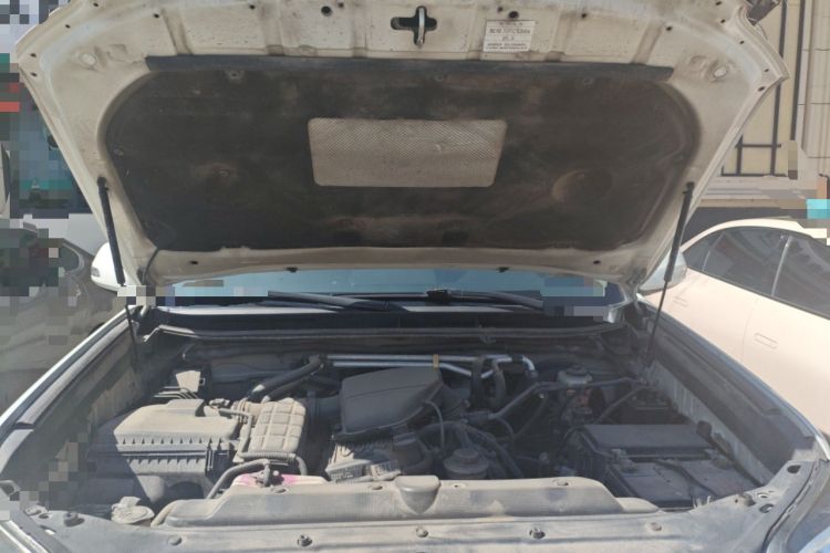 Used Toyota Prado  Engine Bay