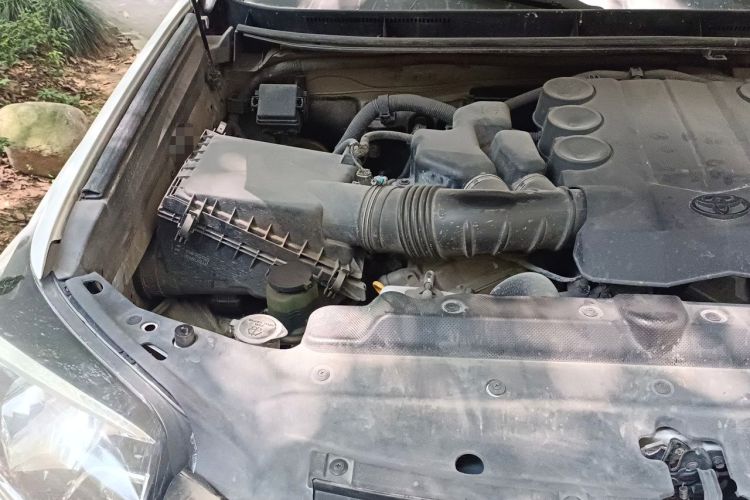 Used Toyota Prado 2014 4.0L Automatic TX-L Engine Bay Right