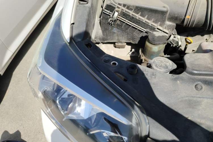 Used Toyota Prado 2014 4.0L Automatic TX-L Engine Bay Right