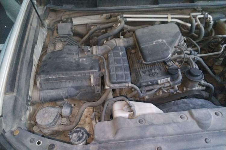 Used Toyota Prado 2014 2700 TX 7-Seater Middle East Version Engine Bay Right