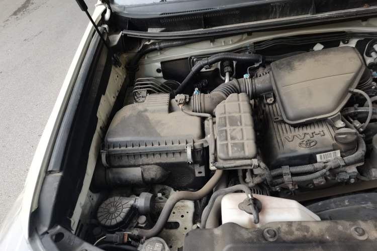 Used Toyota Prado 2014 2.7L Automatic Standard Edition Engine Bay Right
