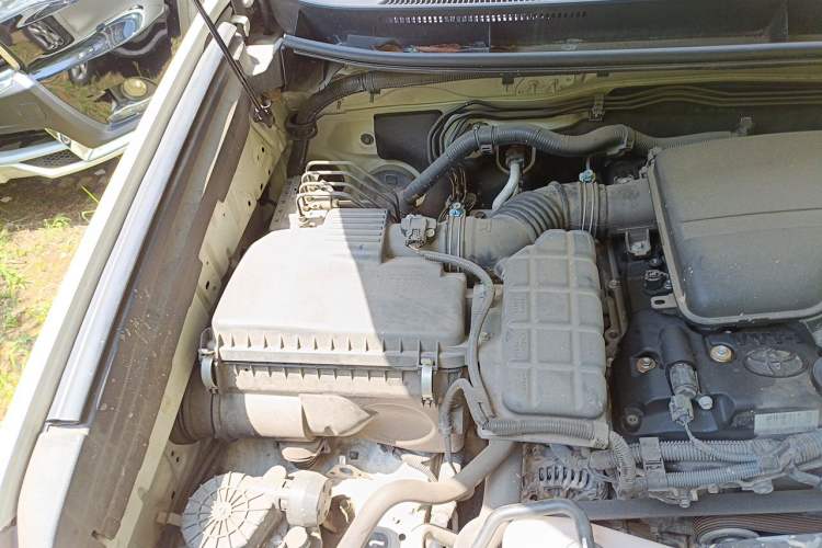 Used Toyota Prado 2014 2.7L Middle East Version Parallel Import Engine Bay Right