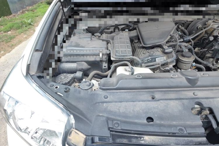 Used Toyota Prado 2014 2700 TX 7-Seater Middle East Version Engine Bay Right