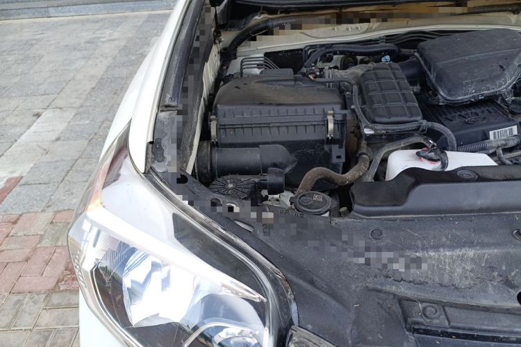Used Toyota Prado 2014 2.7L Automatic Standard Edition Engine Bay Right