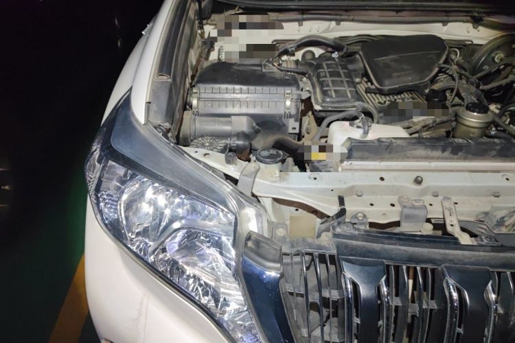 Used Toyota Prado 2014 2.7L Automatic Standard Edition Engine Bay Right