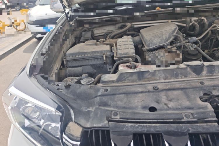 Used Toyota Prado  Engine Bay Right
