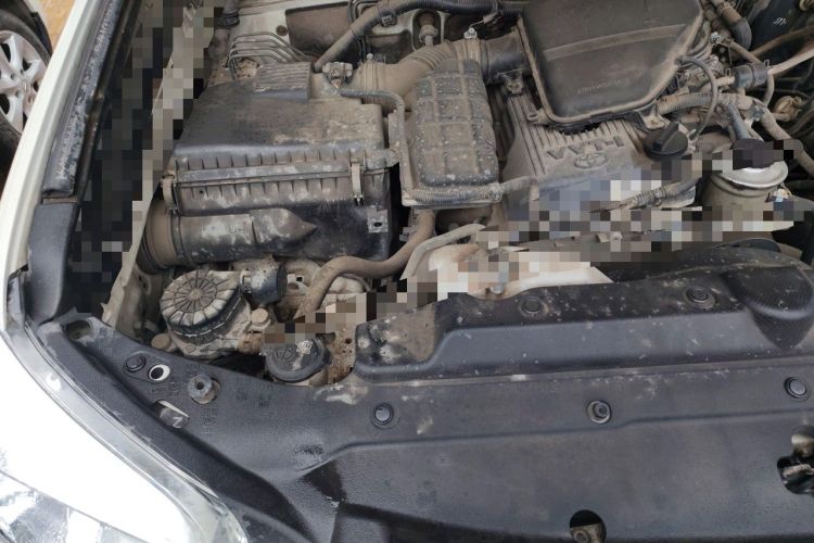 Used Toyota Prado 2014 2.7L Automatic Standard Edition Engine Bay Right