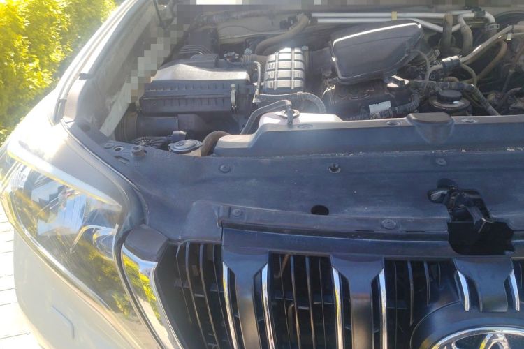 Used Toyota Prado  Engine Bay Right
