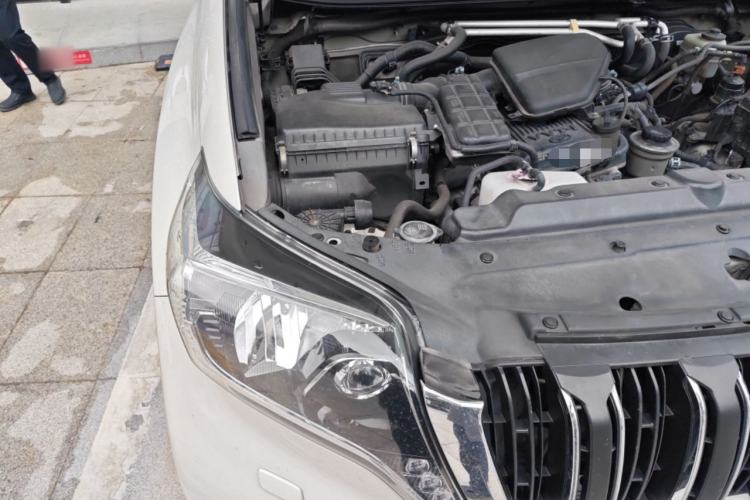 Used Toyota Prado  Engine Bay Right