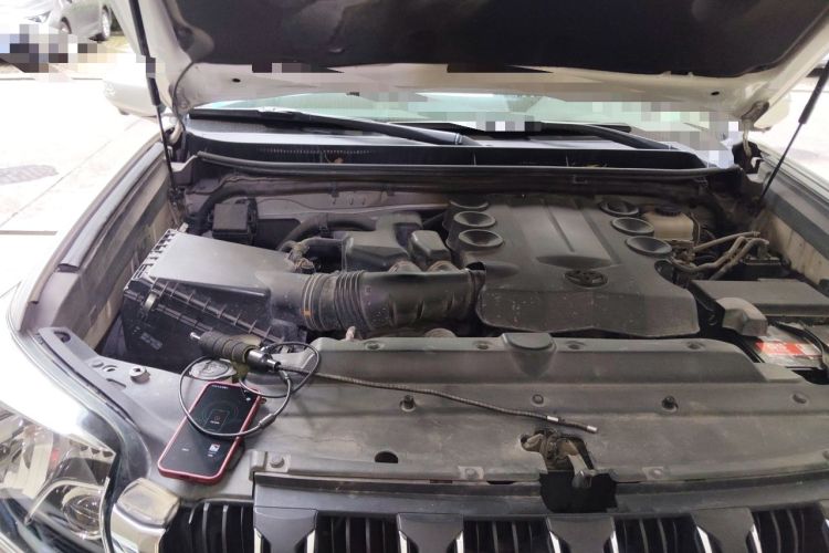 Used Toyota Prado 2014 4.0L Automatic TX-L Engine Bay Right