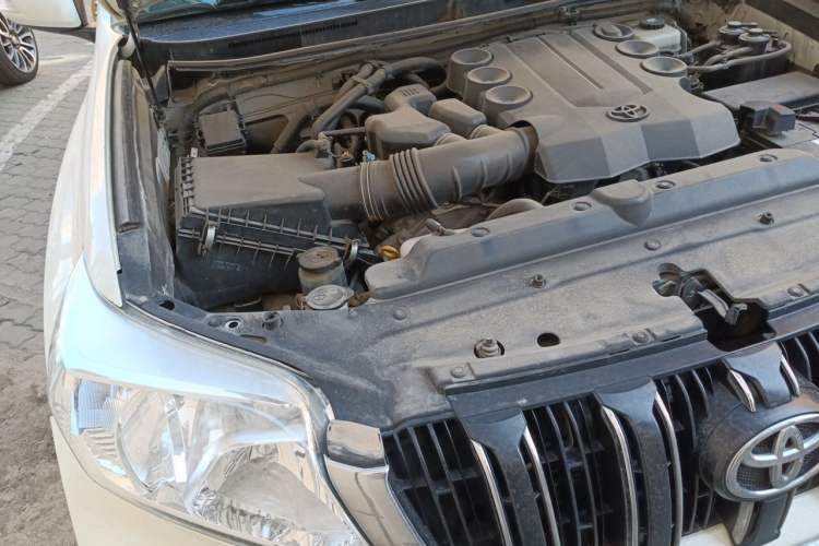 Used Toyota Prado  Engine Bay Right
