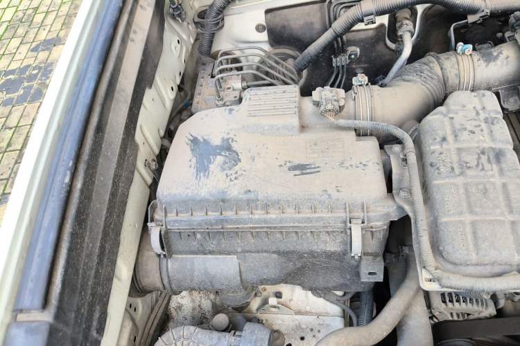 Used Toyota Prado 2014 2.7L Automatic Standard Edition Engine Bay Right