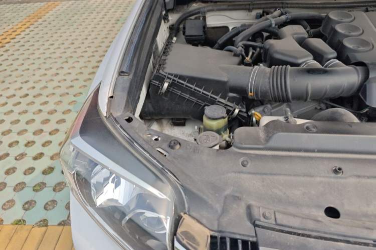 Used Toyota Prado 2014 4.0L Automatic VX NAVI Engine Bay Right