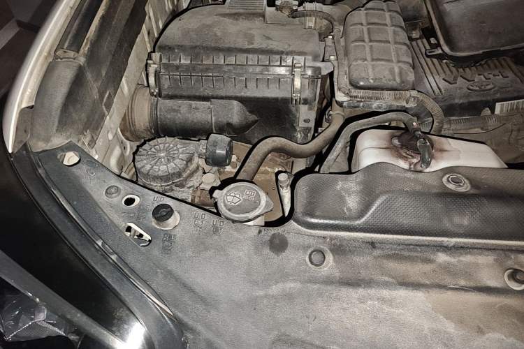Used Toyota Prado  Engine Bay Right