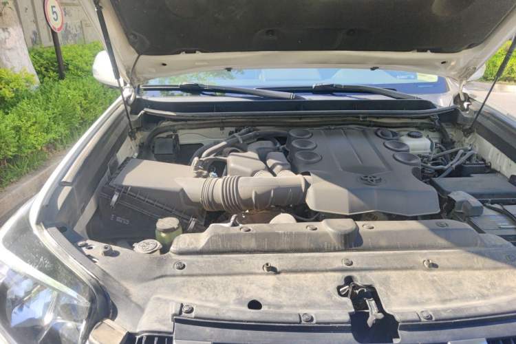 Used Toyota Prado 2014 4.0L Automatic VX NAVI Engine Bay Right