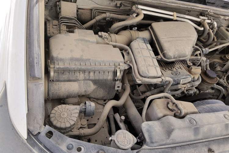 Used Toyota Prado 2014 2700 TX 7-Seater Middle East Version Engine Bay Right