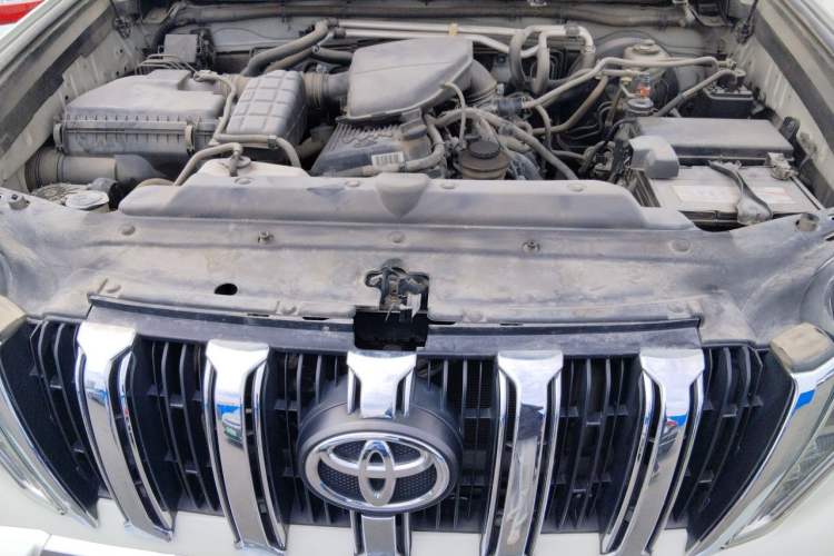 Used Toyota Prado 2014 2.7L Automatic Luxury Edition Engine Bay