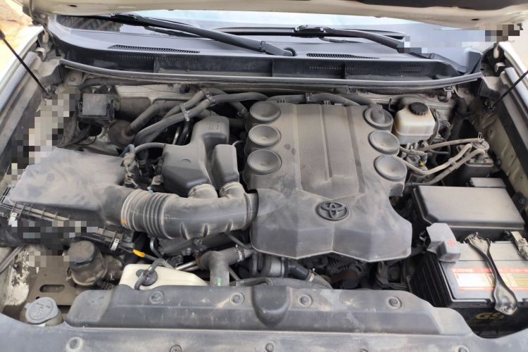 Used Toyota Prado 2014 4.0L Automatic TX-L NAVI Engine Bay
