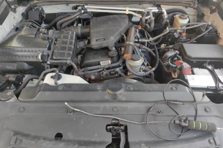 Used Toyota Prado 2014 2700 TX 7-Seater Middle East Version Engine Bay