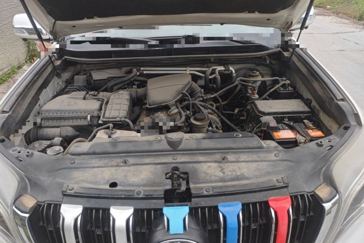 Used Toyota Prado  Engine Bay