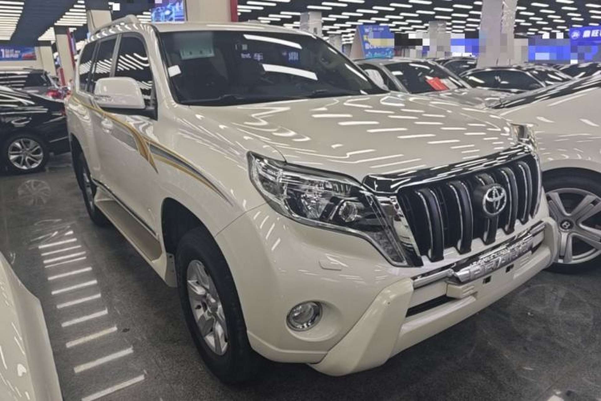 Used Toyota Prado 2014 2.7L Middle East Version Parallel Import Exterior 1