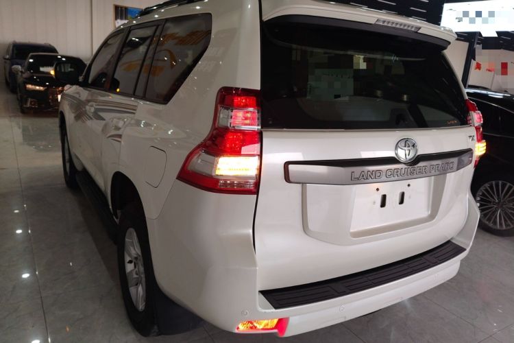 Used Toyota Prado 2014 2.7L Automatic Standard Edition Exterior 2