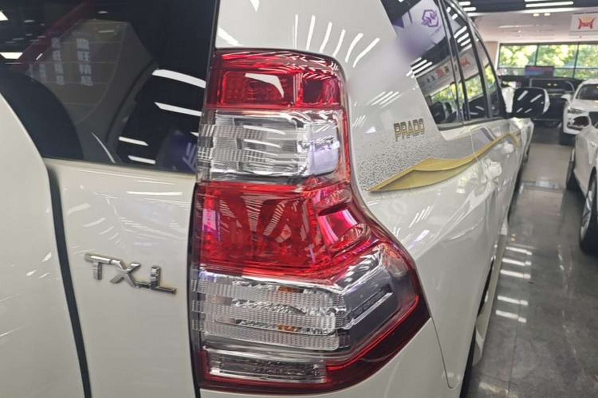 Used Toyota Prado 2014 2.7L Middle East Version Parallel Import Exterior 3