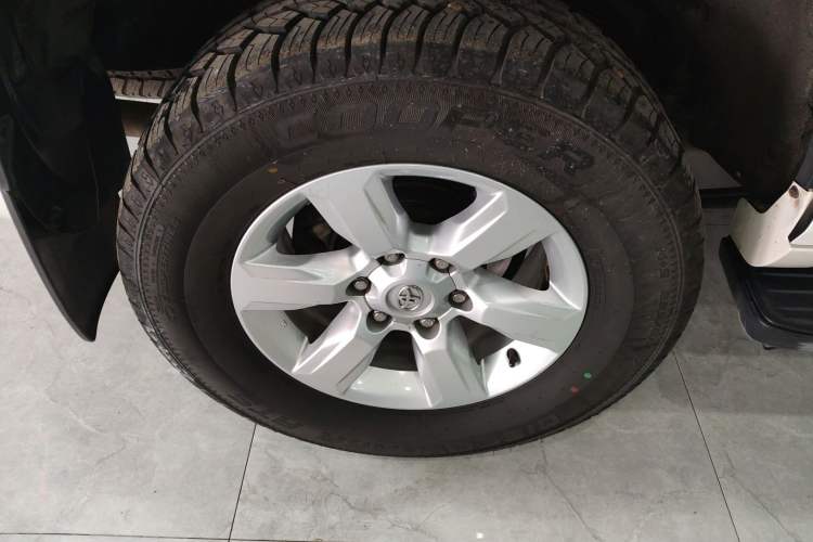 Used Toyota Prado 2014 2.7L Automatic Standard Edition Exterior 5