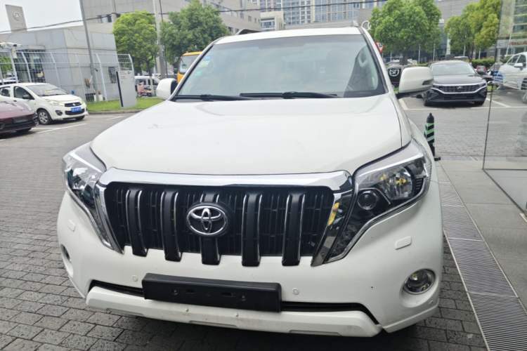 Used Toyota Prado 2014 4.0L Automatic TX-L Front