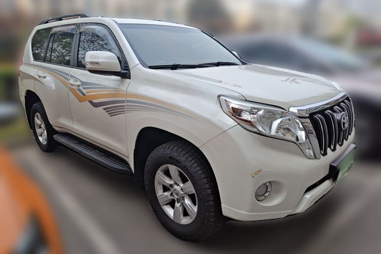 Used Toyota Prado 2014 2.7L Automatic Standard Edition Front Right 45 Deg