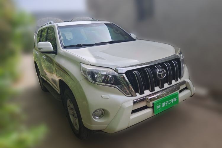 Used Toyota Prado 2014 2700 TX 7-Seater Middle East Version Front Right 45 Deg