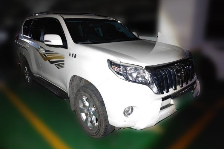 Used Toyota Prado 2014 2.7L Automatic Standard Edition Front Right 45 Deg