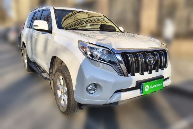 Used Toyota Prado 2014 2.7L Automatic Standard Edition Front Right 45 Deg