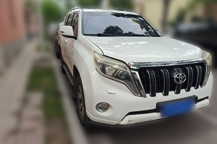 Used Toyota Prado 2014 4.0L Automatic TX-L Front Right 45 Deg