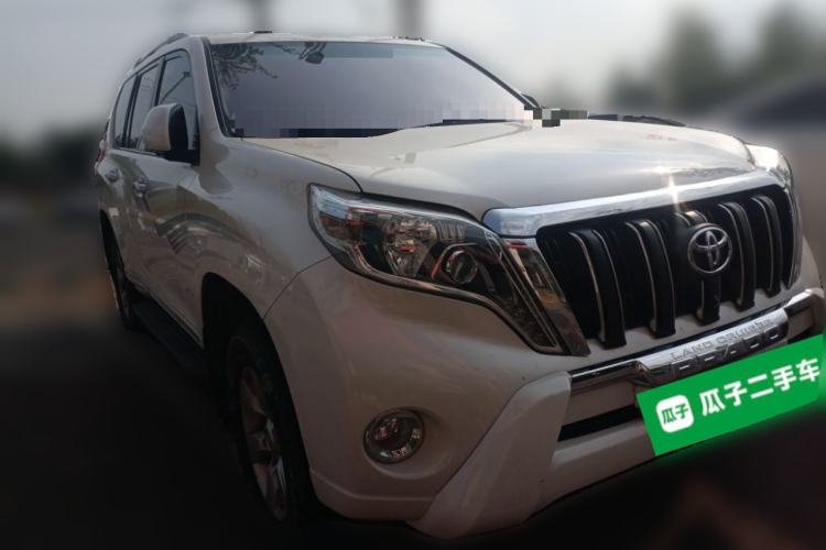 Used Toyota Prado 2014 4.0L 7-Seater Gasoline Middle East Version Front Right 45 Deg