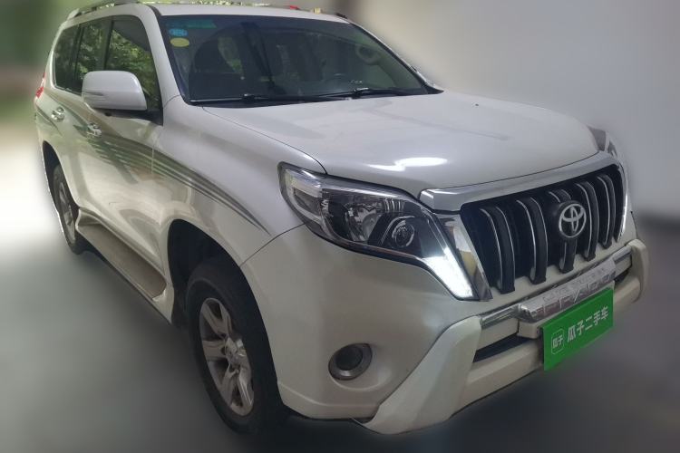Used Toyota Prado 2014 4.0L Middle East Version Front Right 45 Deg