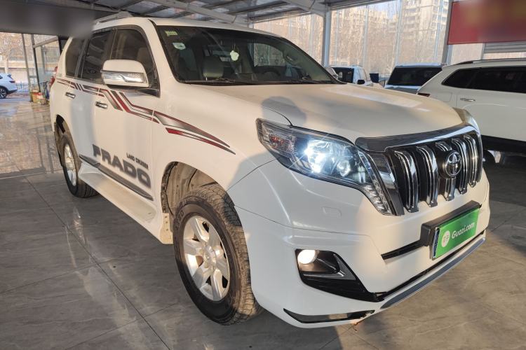 Used Toyota Prado 2014 2.7L Automatic Luxury Edition Front Right 45 Deg