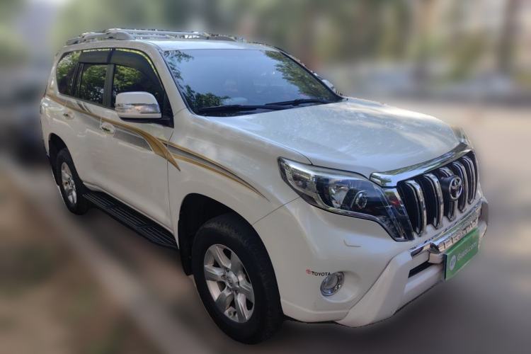 Used Toyota Prado 2014 2700 TX 7-Seater Middle East Version Front Right 45 Deg