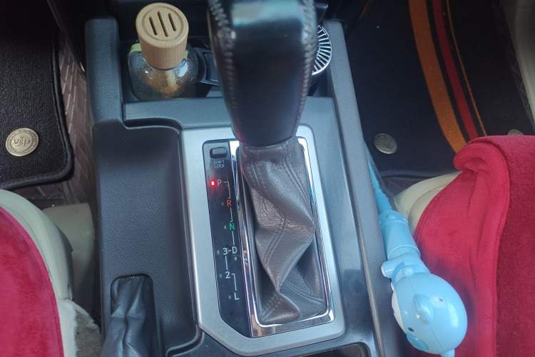 Used Toyota Prado  Gear Lever