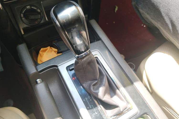 Used Toyota Prado  Gear Lever