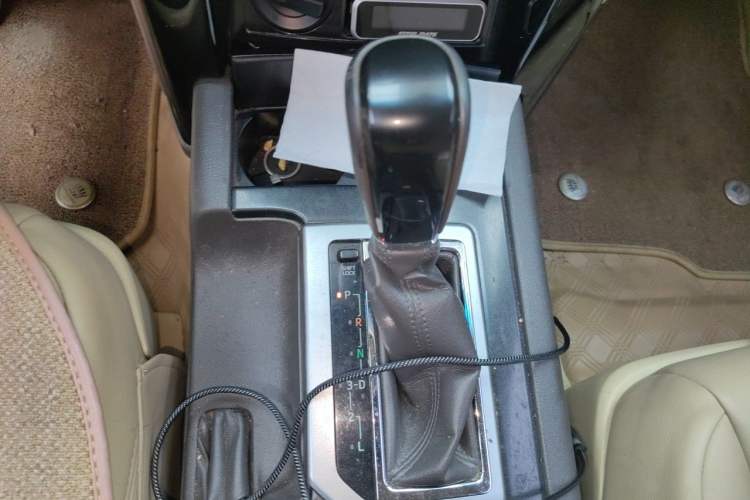Used Toyota Prado 2014 2.7L Middle East Version Parallel Import Gear Lever