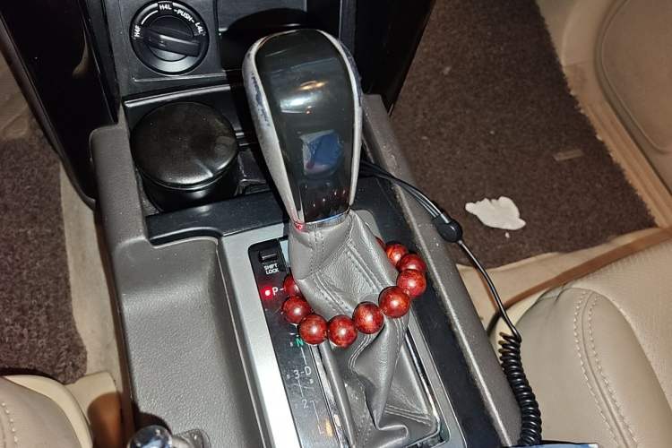 Used Toyota Prado  Gear Lever