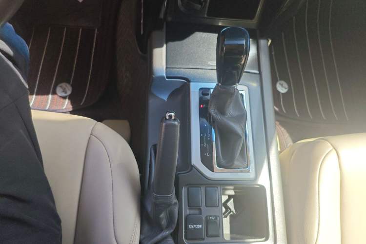 Used Toyota Prado  Gear Lever