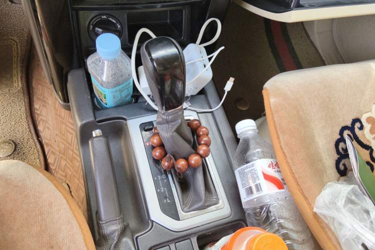 Used Toyota Prado 2014 2700 TX 7-Seater Middle East Version Gear Lever