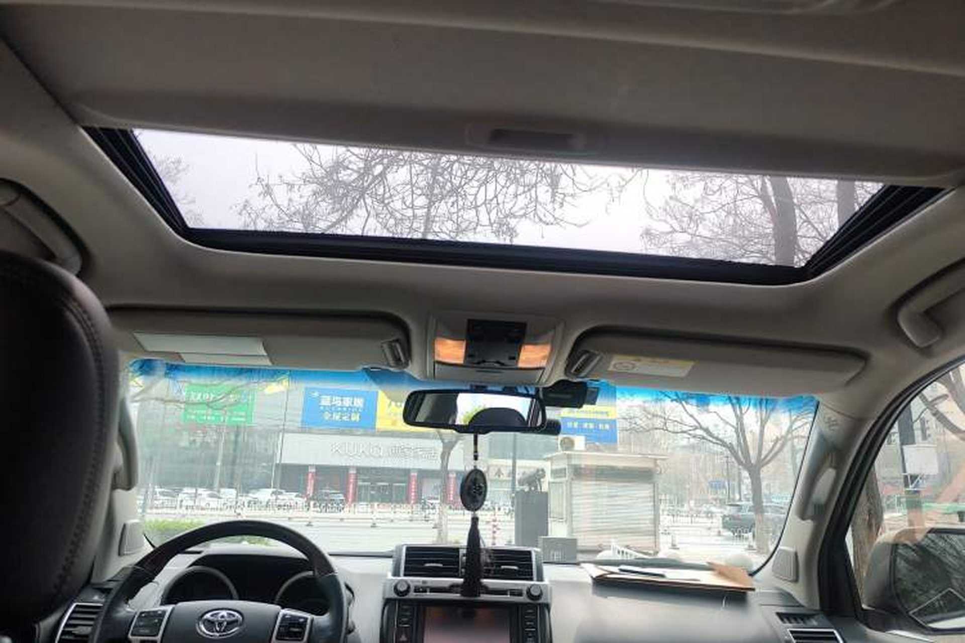 Used Toyota Prado 2014 4.0L Automatic VX NAVI Headliner
