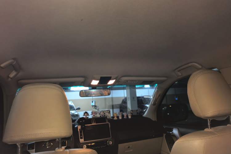 Used Toyota Prado 2014 2700 TX 7-Seater Middle East Version Headliner